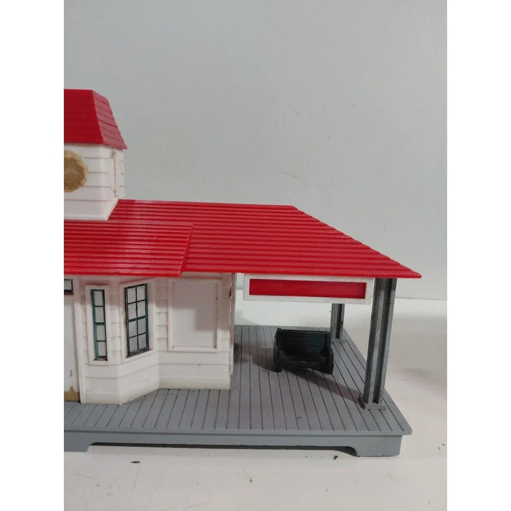 Vintage Noma O Gauge Model Railroad Train Station (No Electronics)